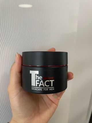 The Fact 더팩트 에스에프엔 브라이트닝 안티 링클 크림 50ml — 5점을 준 리뷰어가 2022년 5월 올린 사용 사진