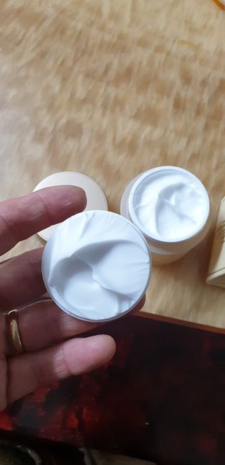 Dr.느루벗 느루벗 링클 솔루션 콘센트레이트 스네일 탄력 달팽이 크림 80g — 5점을 준 리뷰어가 2021년 5월 올린 사용 사진