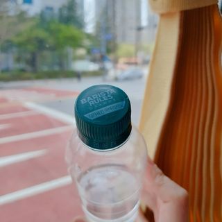 무라벨 바리스타룰스 디카페인 아메리카노 — 5점을 준 리뷰어가 2024년 4월 올린 사용 사진