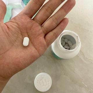 서울약사신협 네이처픽_칼슘마그네슘비타민D_1,305mg x 120캡슐 — 5점을 준 리뷰어가 2021년 9월 올린 사용 사진
