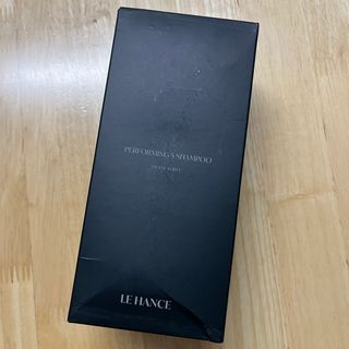 르핸스 퍼포밍 5 샴푸 비반트 포렛/베티버 포그 — 4.5점을 준 리뷰어가 2022년 12월 올린 사용 사진