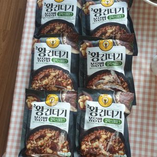 한성기업 무볼레 왕건더기 볶음밥 갈릭스테이크 — 5점을 준 리뷰어가 2021년 10월 올린 사용 사진