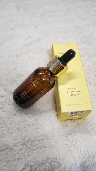 스킨큐어 산다화 비타민c 화이트닝 에센스 30ml — 3점을 준 리뷰어가 2023년 12월 올린 사용 사진