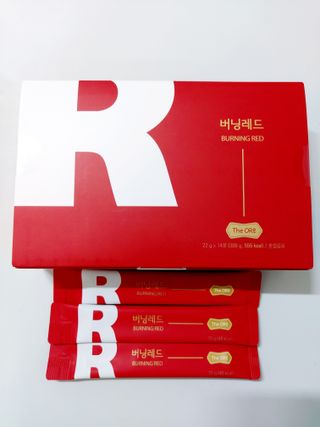 디오르 버닝레드 — 5점을 준 리뷰어가 2022년 1월 올린 사용 사진