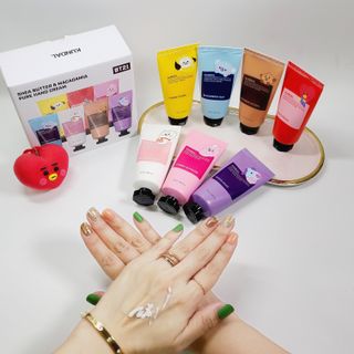 쿤달 BT21 시어버터 앤 마카다미아 퓨어 핸드크림 50ml 7구 기프트 세트 — 5점을 준 리뷰어가 2021년 3월 올린 사용 사진