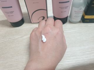 오투에니원 인컨보 바디 퍼퓸 크림 200ml — 5점을 준 리뷰어가 2023년 2월 올린 사용 사진