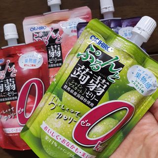 ORIHIRO 오리히로 곤약젤리 제로칼로리 130g 4종 4팩(맛별로 1팩씩) — 5점을 준 리뷰어가 2023년 3월 올린 사용 사진