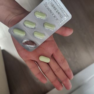 클린24시간 지중해로 쏙빠지다 1SET (800mg*60정) — 3점을 준 리뷰어가 2022년 12월 올린 사용 사진