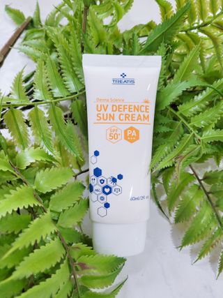 [트리티스] UV 디펜스 선크림 PA+++ / SPF50+  60ml — 5점을 준 리뷰어가 2021년 1월 올린 사용 사진