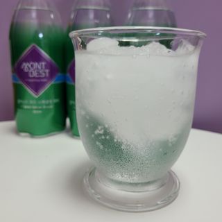 몽베스트 Montbest with Sparkling water Plain 20병 — 5점을 준 리뷰어가 2021년 11월 올린 사용 사진