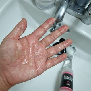 라라로즈데이 시즌2 여성청결제 200ml 아로마 페미민 클렌저, 독일더마인증 — 5점을 준 리뷰어가 2021년 9월 올린 사용 사진