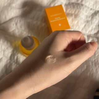 체르엠 스템앤셀 비타민 브라이트닝 에센스 30ml 1개 — 4.5점을 준 리뷰어가 2021년 9월 올린 사용 사진