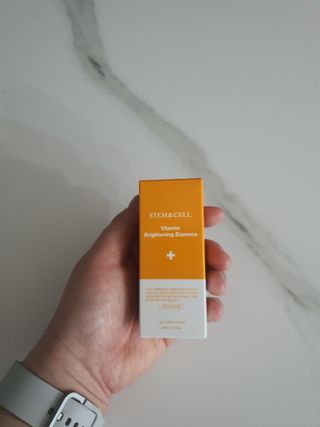 체르엠 스템앤셀 비타민 브라이트닝 에센스 30ml 1개 — 5점을 준 리뷰어가 2022년 2월 올린 사용 사진