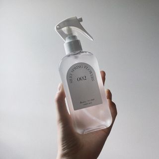 디어포레스트 숲속의 하루 패브릭미스트 (섬유향수/ 룸스프레이) 200ml — 4.5점을 준 리뷰어가 2022년 7월 올린 사용 사진