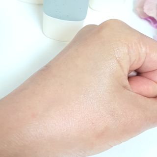 [후르디아] 끈적임 없는 착한성분 비건  핸드크림 3종 — 5점을 준 리뷰어가 2022년 9월 올린 사용 사진