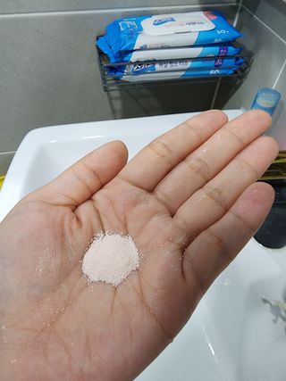 소담스퀘어 상암 [아멍코스메틱] 러뷰 리얼스킨 파룰 효소 파우더 워시 — 5점을 준 리뷰어가 2022년 11월 올린 사용 사진