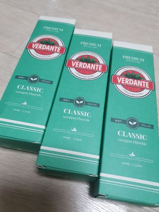 [구매평]베르단테 고불소 충치 치석케어 잇몸치약, 100ml, 3개 — 5점을 준 리뷰어가 2025년 6월 올린 사용 사진