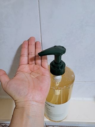 라로지크 X4 스케일링 퍼퓸 샴푸 1,000mℓ — 5점을 준 리뷰어가 2022년 1월 올린 사용 사진