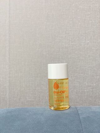바이오오일 [바이오-오일] 스킨케어 오일 내추럴 60ml — 5점을 준 리뷰어가 2021년 8월 올린 사용 사진