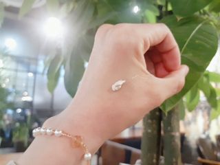 아이앤립 / EYENLIP 아이앤립 루센트 비비크림 2 Color — 5점을 준 리뷰어가 2021년 5월 올린 사용 사진