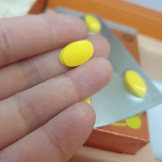 서울약사신협_내몸애발란스멀티비타민앤미네랄파워업_800mg x 90정 — 5점을 준 리뷰어가 2021년 8월 올린 사용 사진