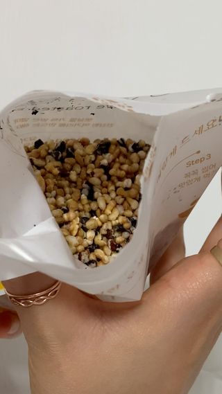 그레잇푸드 유기농 곡물로 만든 속편한 오색 볶은곡식 2봉 — 5점을 준 리뷰어가 2021년 2월 올린 사용 사진