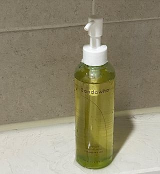스킨큐어 산다화 순한 클렌징 동백 오일 200ml — 5점을 준 리뷰어가 2023년 3월 올린 사용 사진