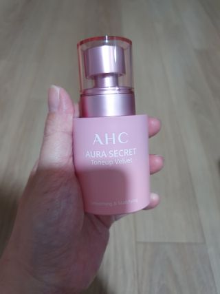 AHC 아우라 시크릿 톤업 벨벳 — 5점을 준 리뷰어가 2021년 4월 올린 사용 사진