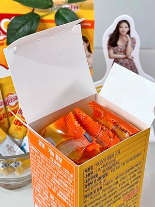광동생활건강 [제니에디션] 비타500데일리스틱 gift set 60포+제니굿즈 3종+쇼핑백 — 5점을 준 리뷰어가 2021년 11월 올린 사용 사진