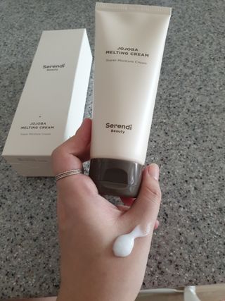 세렌디뷰티 호호바 멜팅 크림 — 5점을 준 리뷰어가 2021년 9월 올린 사용 사진