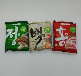 [풀무원] 자연은맛있다 정면, 백면, 홍면  세트 — 3.5점을 준 리뷰어가 2021년 4월 올린 사용 사진