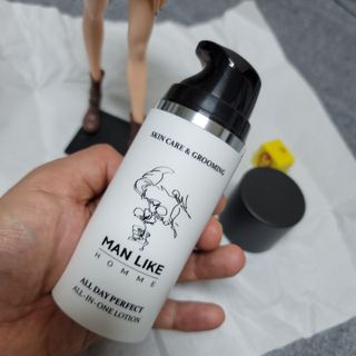 소담스퀘어 상암 [맨라이크옴므] 올데이 퍼펙트 올인원 로션 — 5점을 준 리뷰어가 2022년 11월 올린 사용 사진
