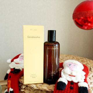 스킨큐어 산다화 비타민c 화이트닝 토너 150ml — 5점을 준 리뷰어가 2021년 12월 올린 사용 사진