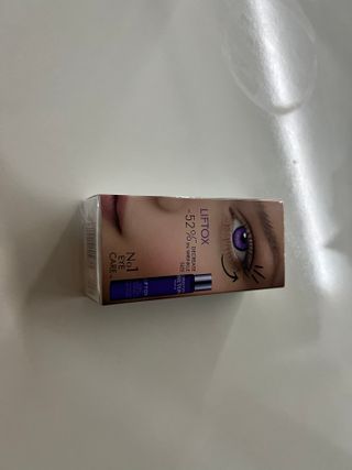 크리스티앙 브르통 리프톡스 아이세럼 펩타이드 롤온 스틱 — 5점을 준 리뷰어가 2022년 9월 올린 사용 사진