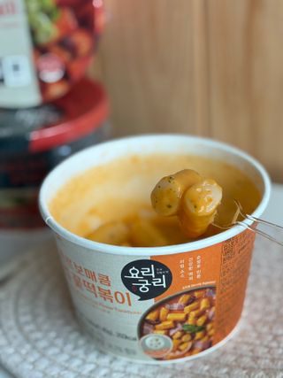 나우  [요리궁리] B타입 ( 매콤, 치즈, 매콤까르보 ) 꽃떡볶이 6개입 세트 — 5점을 준 리뷰어가 2025년 3월 올린 사용 사진