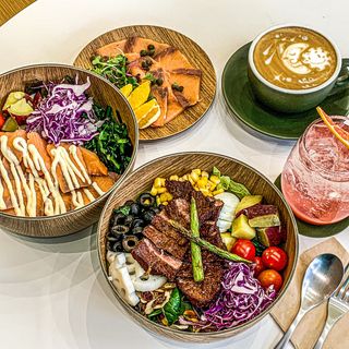 코끼리 더 샐러드 카페 뚝섬점 [코끼리 더 샐러드 카페] 공팔리터 set 뚝섬유원지점 — 5점을 준 리뷰어가 2022년 2월 올린 사용 사진