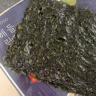 [해림맛김] 들기름에 구운 바삭바삭 김 4종 세트 + 1종 랜덤발송 총5개입 — 5점을 준 리뷰어가 2021년 2월 올린 사용 사진