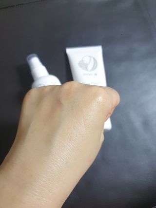 mom e 맘이 내추럴 베이비 케어 크림+바디오일 — 5점을 준 리뷰어가 2021년 1월 올린 사용 사진