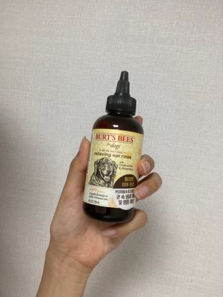 버츠비 케어플러스 릴리빙 이어린스 — 5점을 준 리뷰어가 2021년 6월 올린 사용 사진