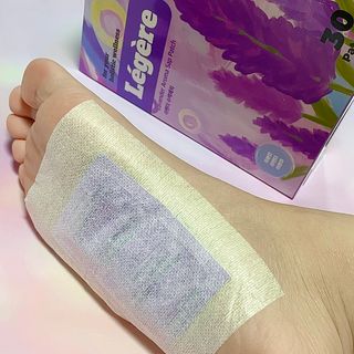 [레제르] 아로마 수액패치 발패치 30매입 -라벤더향/유칼립투스향/대나무향 — 5점을 준 리뷰어가 2022년 11월 올린 사용 사진