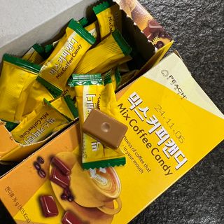 (주) 피치코리아 믹스커피캔디76g x2개입 — 4점을 준 리뷰어가 2022년 11월 올린 사용 사진
