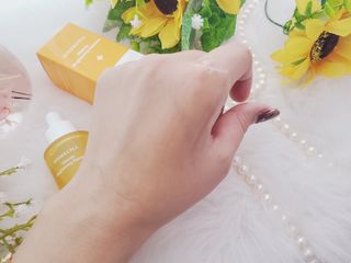 체르엠 스템앤셀 비타민 브라이트닝 에센스 30ml 1개 — 4.5점을 준 리뷰어가 2021년 10월 올린 사용 사진