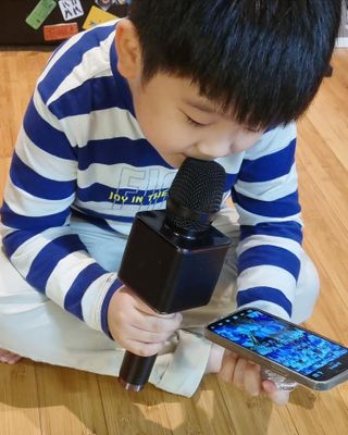 매직씽 노래방 어플리케이션 6개월 이용권 — 4점을 준 리뷰어가 2021년 11월 올린 사용 사진