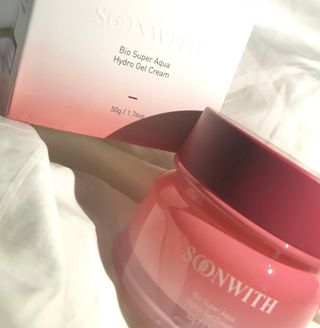SOONWITH 바이오 수퍼 아쿠아 하이드로 젤 크림 — 5점을 준 리뷰어가 2021년 3월 올린 사용 사진