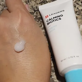리더스코스메틱 리더스 카밍 바이오틱스 #1등 진정 기획세트 [에센스 워터150ml + 크림 마스크80ml] — 5점을 준 리뷰어가 2022년 9월 올린 사용 사진