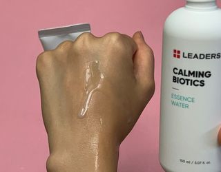리더스코스메틱 리더스 카밍 바이오틱스 #1등 진정 기획세트 [에센스 워터150ml + 크림 마스크80ml] — 5점을 준 리뷰어가 2022년 9월 올린 사용 사진