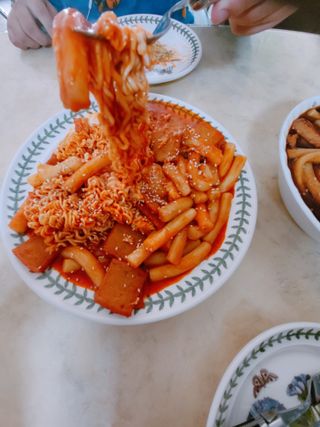 추억의 국민학교 떡볶이 국떡 뉴트로 5종 — 5점을 준 리뷰어가 2021년 11월 올린 사용 사진