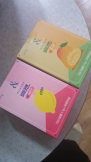비타앤C 레몬맛, 망고맛 — 5점을 준 리뷰어가 2021년 4월 올린 사용 사진