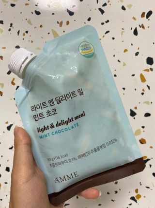 아므_이너뷰티 라이트 앤 딜라이트 밀 민트 초코 — 4.5점을 준 리뷰어가 2021년 7월 올린 사용 사진