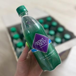 몽베스트 Montbest with Sparkling water Plain 20병 — 5점을 준 리뷰어가 2023년 2월 올린 사용 사진